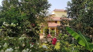 Eingang zum Highland Heritage Hotel Goa